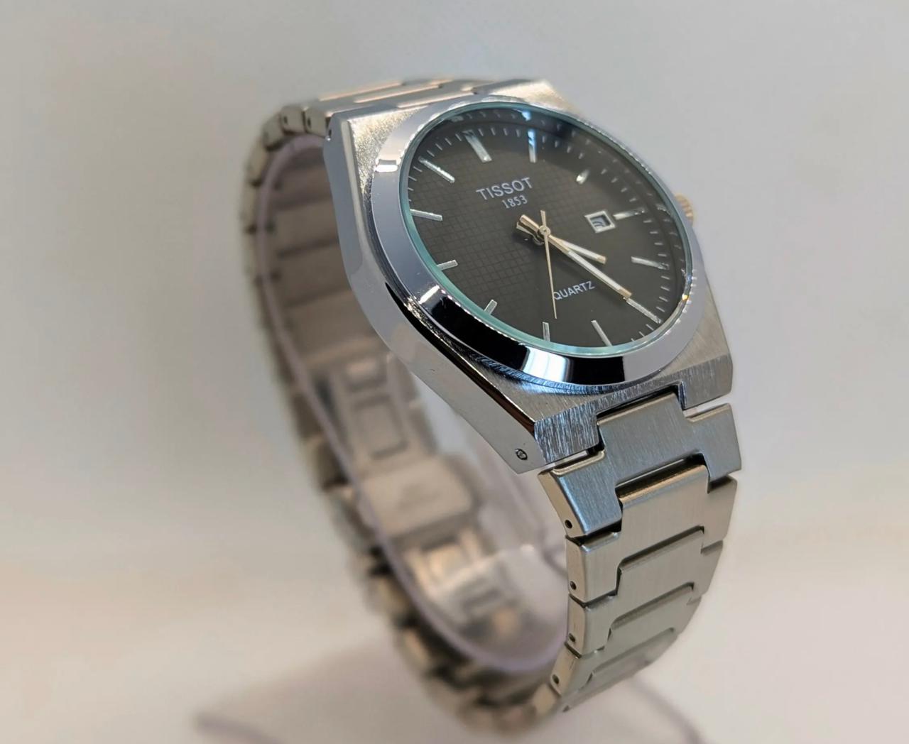 TISSOT QUARTEZ